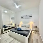 Luna En Centro, 1 Min De La Playa, Cocina Completa Y Wifi 아파트 *