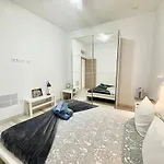 아파트 Luna En Centro, 1 Min De La Playa, Cocina Completa Y Wifi *