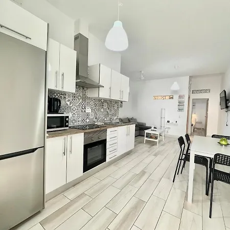 Luna En Centro, 1 Min De La Playa, Cocina Completa Y Wifi * Cotillo