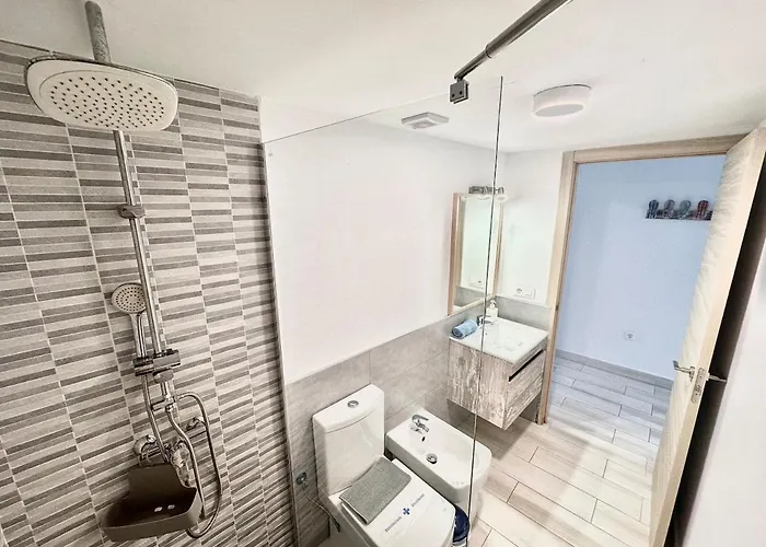 Apartman Luna En Centro, 1 Min De La Playa, Cocina Completa Y Wifi