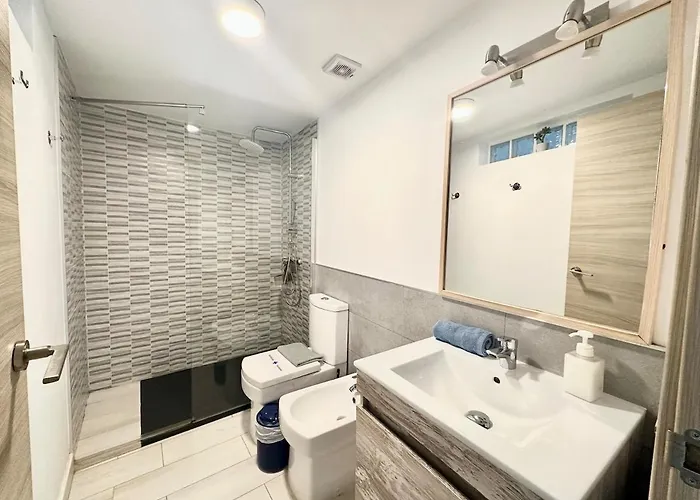 Apartman Luna En Centro, 1 Min De La Playa, Cocina Completa Y Wifi