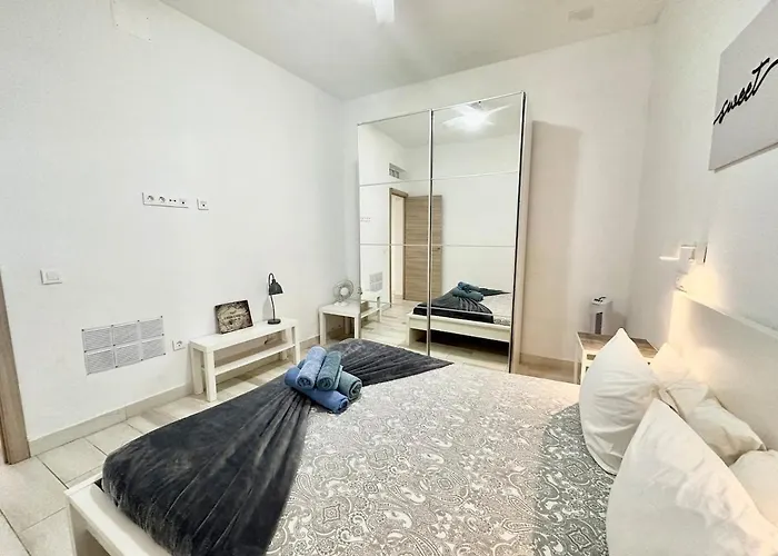 Апартаменты Luna En Centro, 1 Min De La Playa, Cocina Completa Y Wifi *