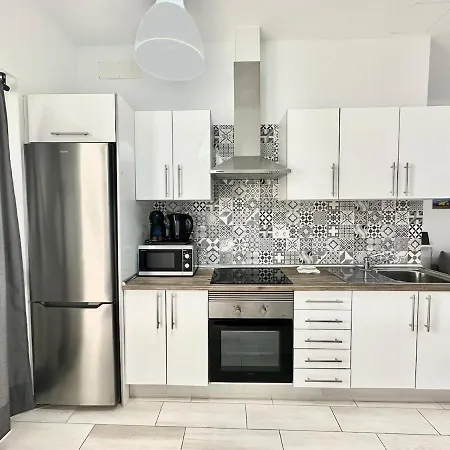 Luna En Centro, 1 Min De La Playa, Cocina Completa Y Wifi *