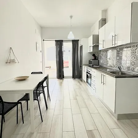 Appartamento Luna En Centro, 1 Min De La Playa, Cocina Completa Y Wifi Cotillo