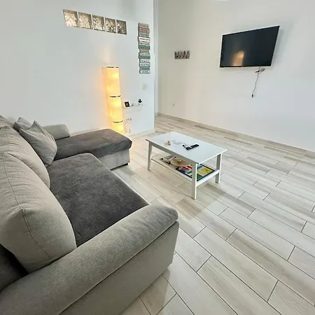 Appartamento Luna En Centro, 1 Min De La Playa, Cocina Completa Y Wifi Cotillo